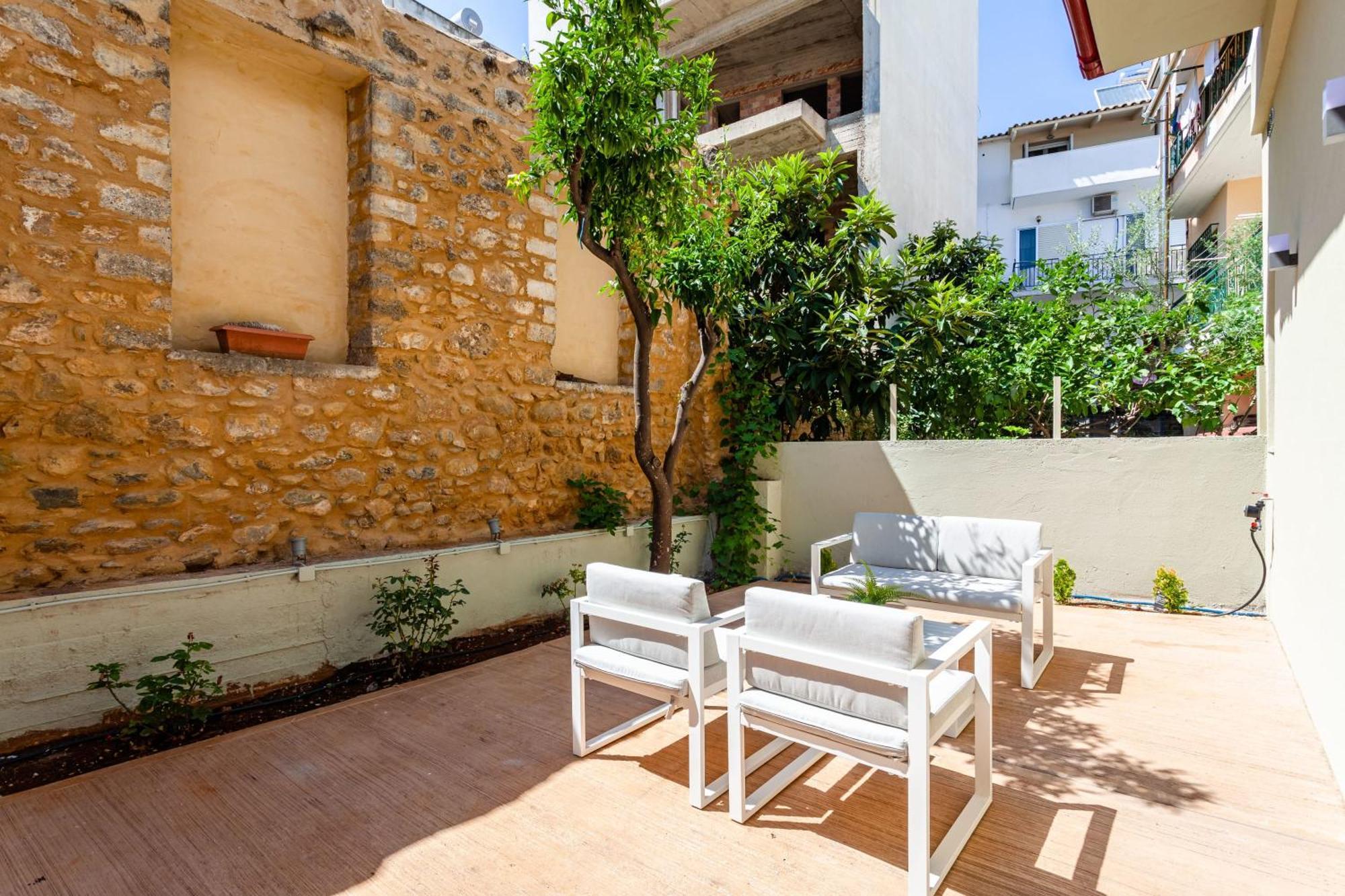 Kalamata Cosy Haven Hidden Gem In The City Center Extérieur photo